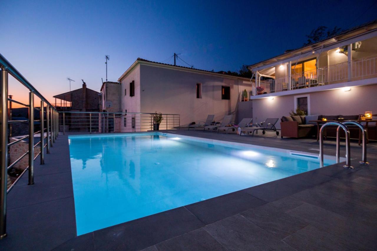 The View Villa Maries  Exterior foto